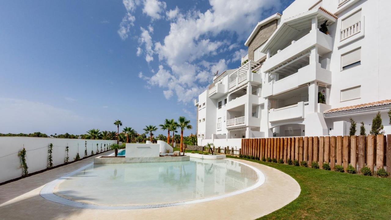 Homity Holidays - Playa Granada - Marina Golf Motril Exterior photo