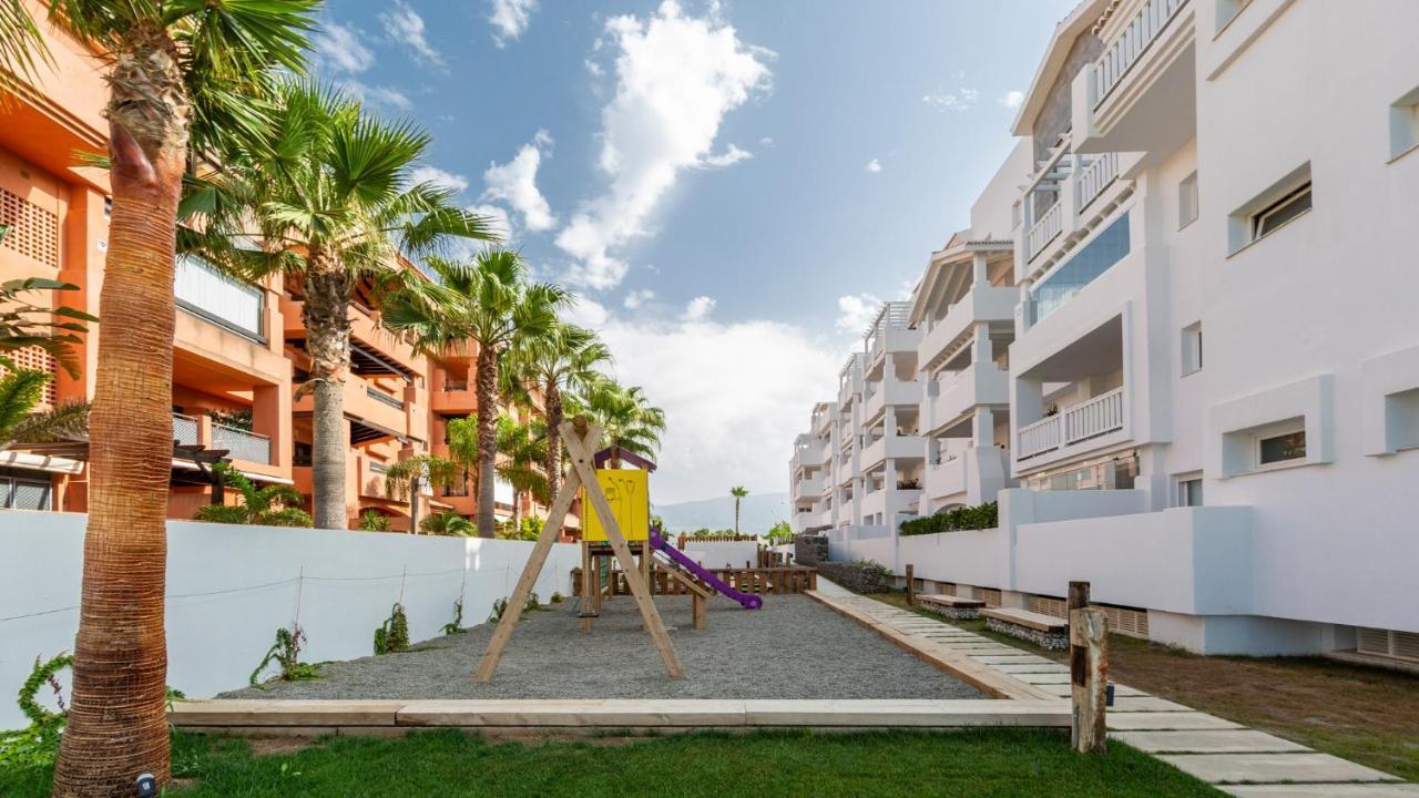 Homity Holidays - Playa Granada - Marina Golf Motril Exterior photo